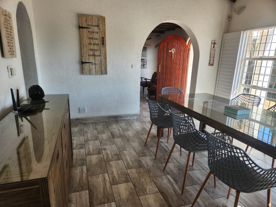 4 Bedroom Property for Sale in Van Riebeeck Park Gauteng