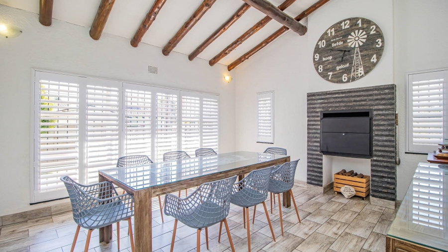 4 Bedroom Property for Sale in Van Riebeeck Park Gauteng