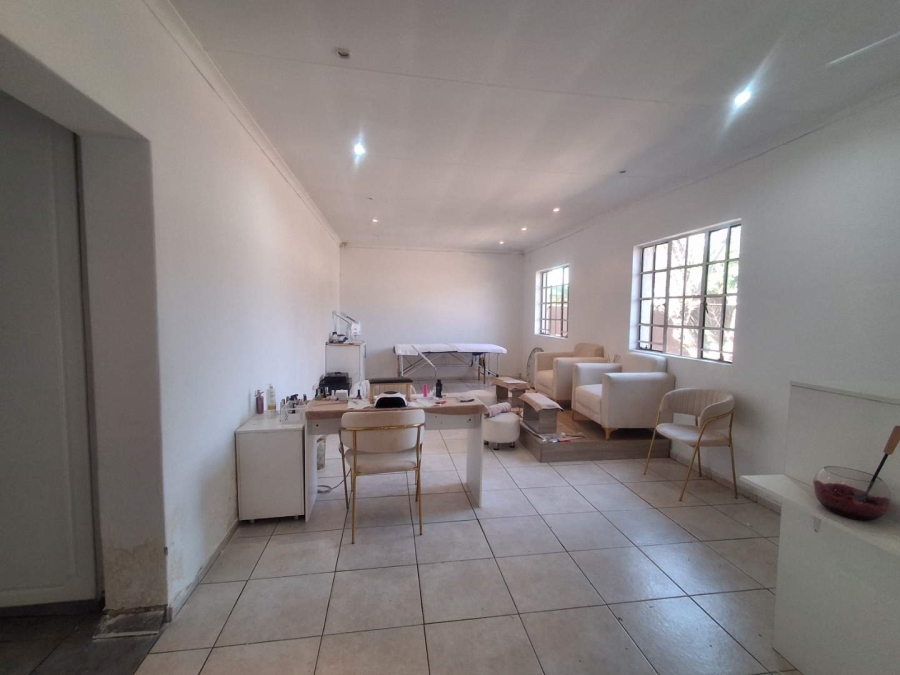 3 Bedroom Property for Sale in Florida Lake Gauteng