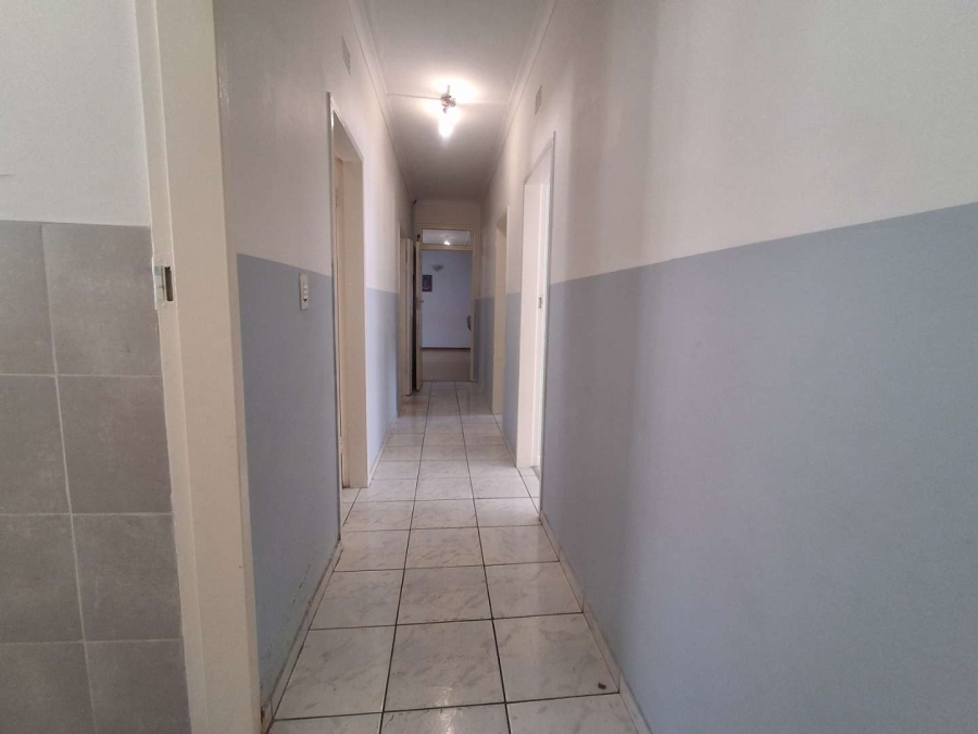 3 Bedroom Property for Sale in Florida Lake Gauteng