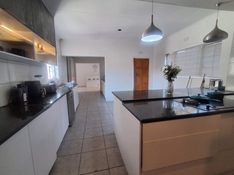 3 Bedroom Property for Sale in Florida Lake Gauteng