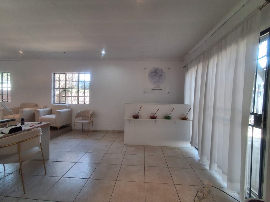 3 Bedroom Property for Sale in Florida Lake Gauteng