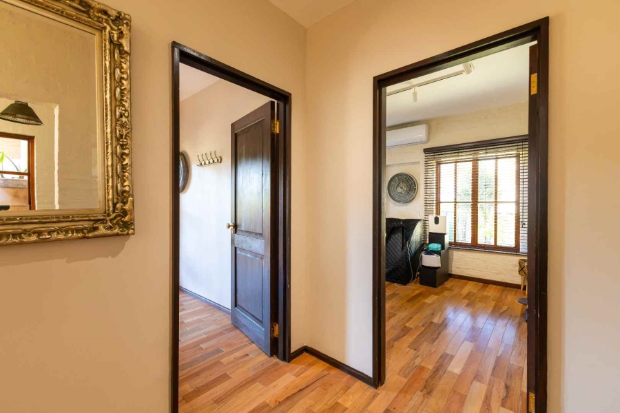6 Bedroom Property for Sale in Waterkloof Ridge Gauteng
