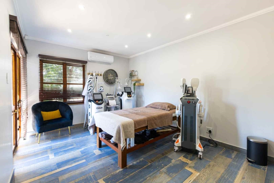 6 Bedroom Property for Sale in Waterkloof Ridge Gauteng