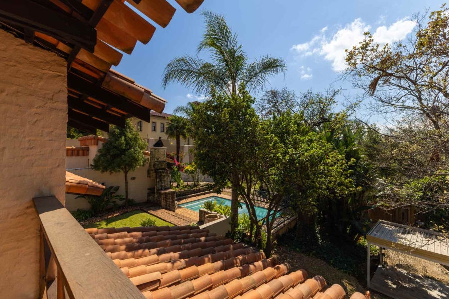 6 Bedroom Property for Sale in Waterkloof Ridge Gauteng