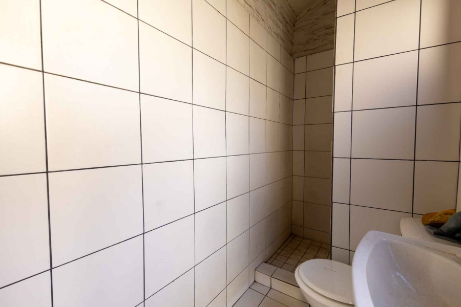 6 Bedroom Property for Sale in Waterkloof Ridge Gauteng