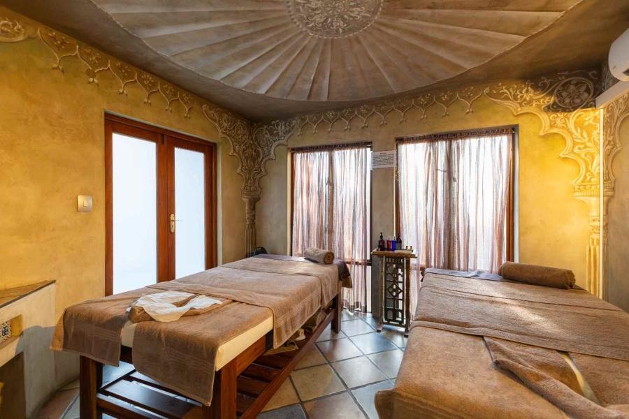 6 Bedroom Property for Sale in Waterkloof Ridge Gauteng