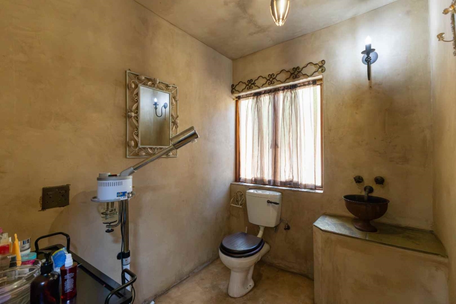 6 Bedroom Property for Sale in Waterkloof Ridge Gauteng
