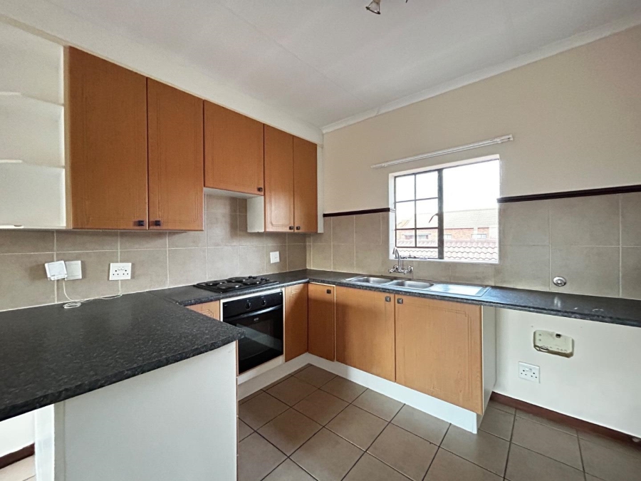 To Let 2 Bedroom Property for Rent in Mooikloof Ridge Gauteng
