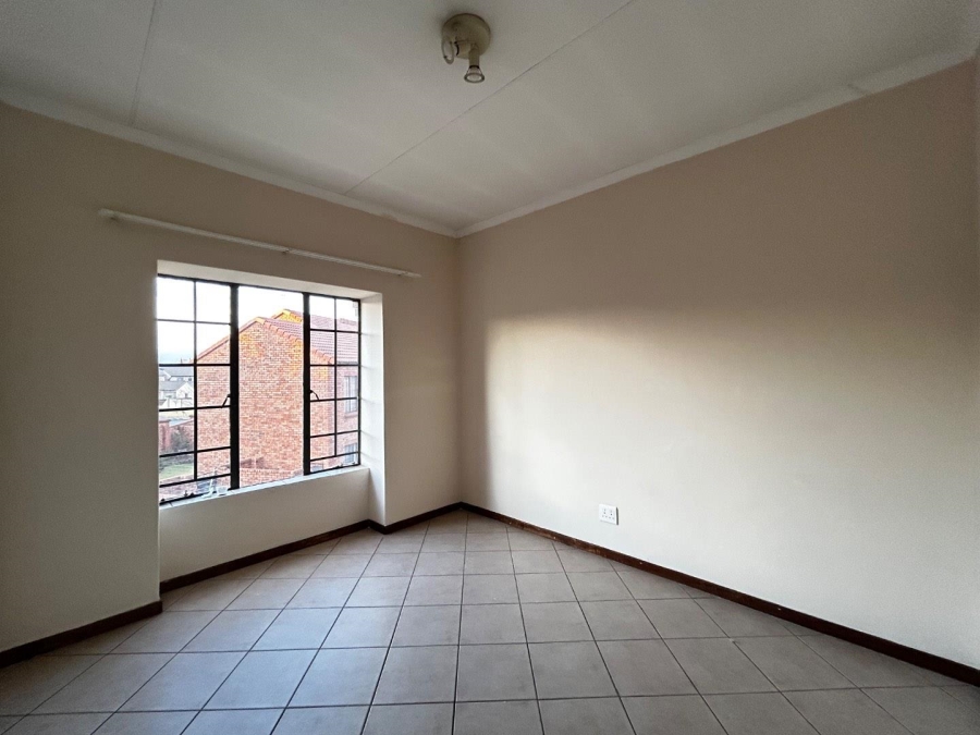 To Let 2 Bedroom Property for Rent in Mooikloof Ridge Gauteng
