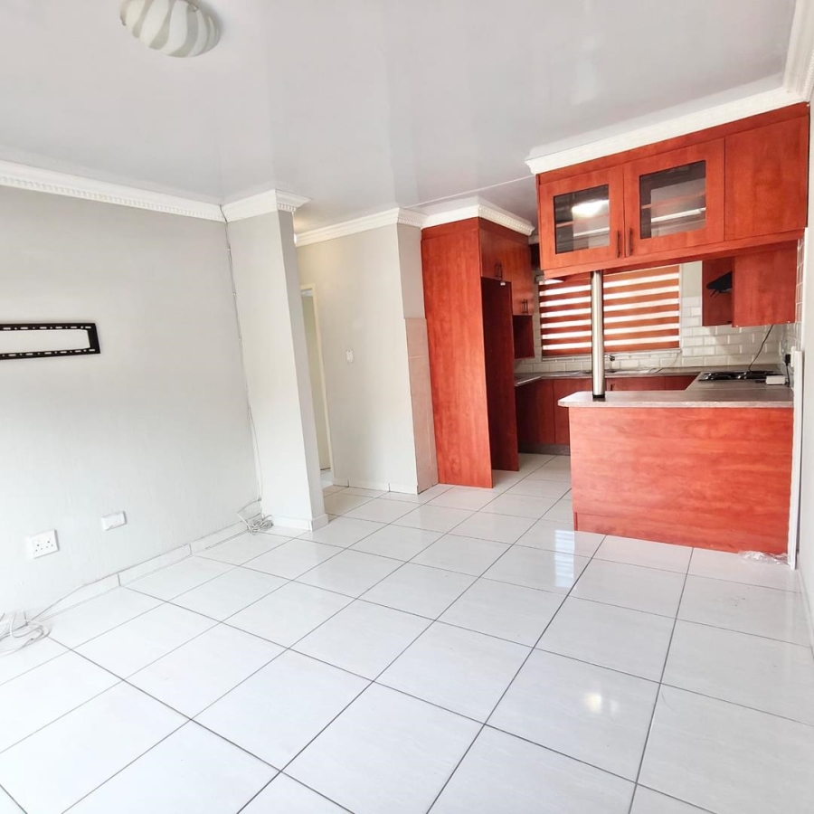 2 Bedroom Property for Sale in Witpoortjie Gauteng