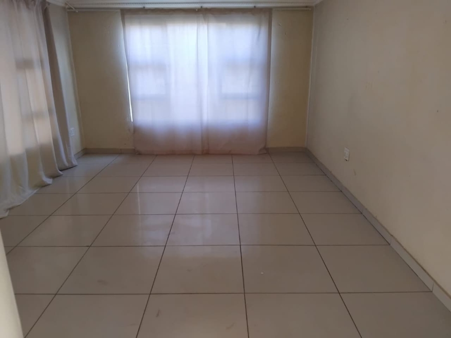 4 Bedroom Property for Sale in Mamelodi Gauteng