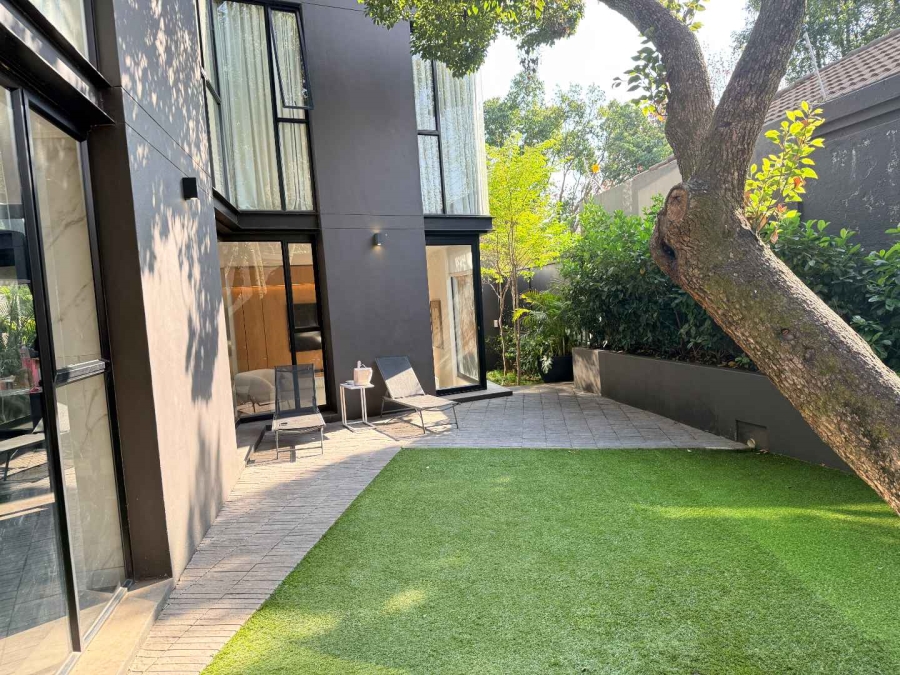 2 Bedroom Property for Sale in Hyde Park Gauteng