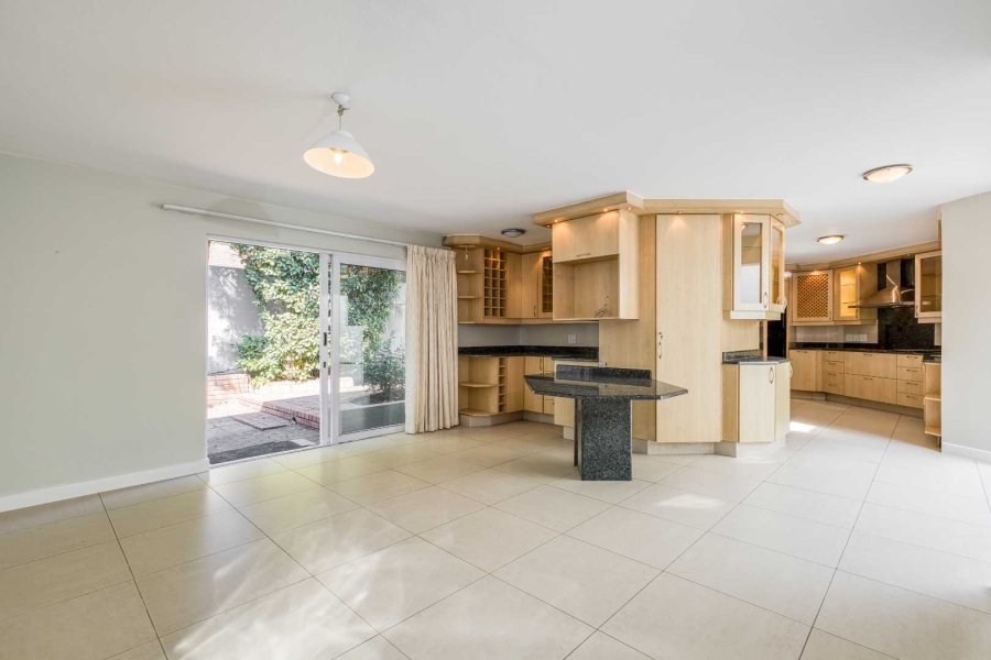 4 Bedroom Property for Sale in Fourways Gardens Gauteng