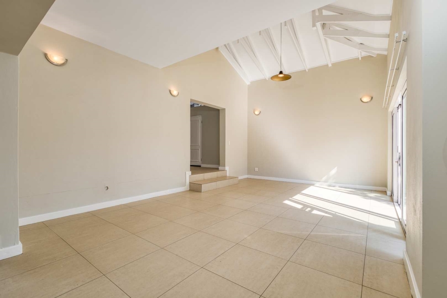 4 Bedroom Property for Sale in Fourways Gardens Gauteng