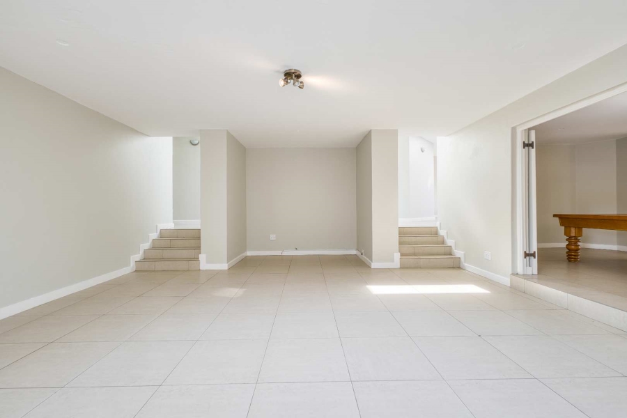 4 Bedroom Property for Sale in Fourways Gardens Gauteng