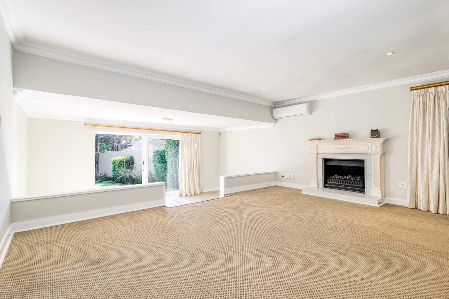4 Bedroom Property for Sale in Fourways Gardens Gauteng