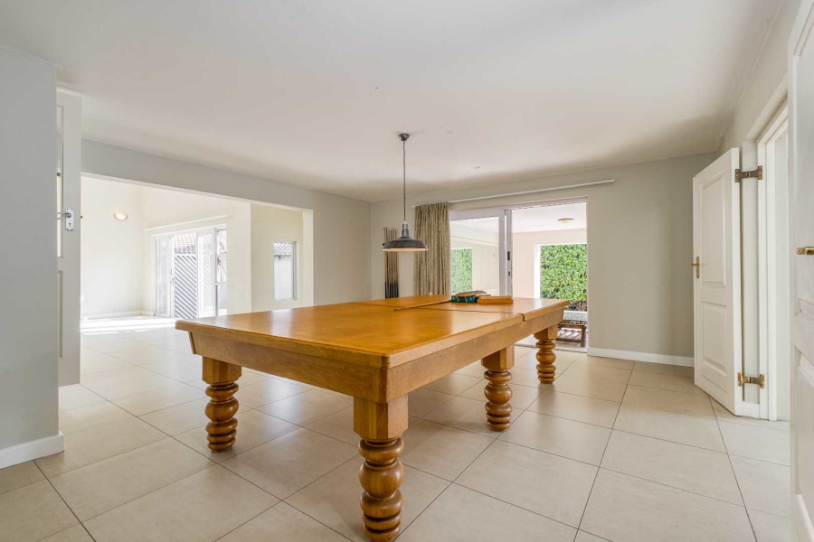 4 Bedroom Property for Sale in Fourways Gardens Gauteng