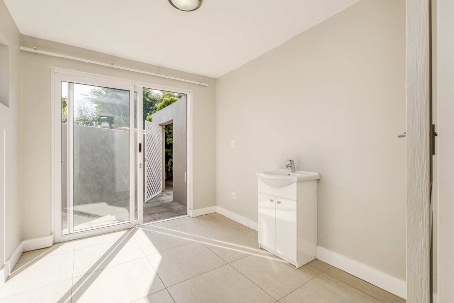 4 Bedroom Property for Sale in Fourways Gardens Gauteng