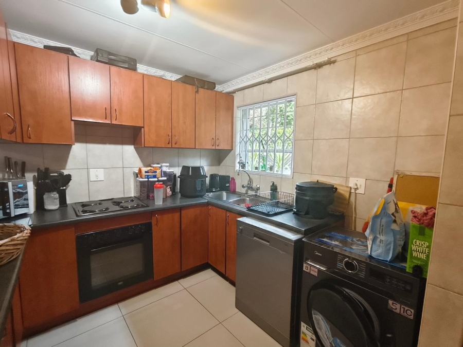 To Let 2 Bedroom Property for Rent in North Riding Gauteng