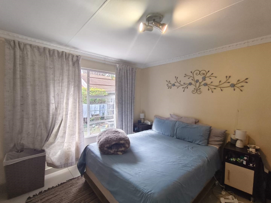 To Let 2 Bedroom Property for Rent in North Riding Gauteng
