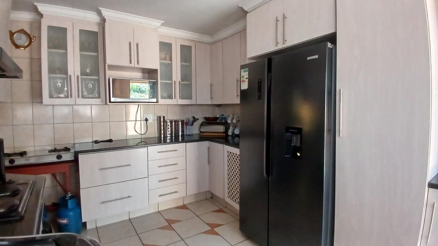 3 Bedroom Property for Sale in Mabopane Unit B Gauteng