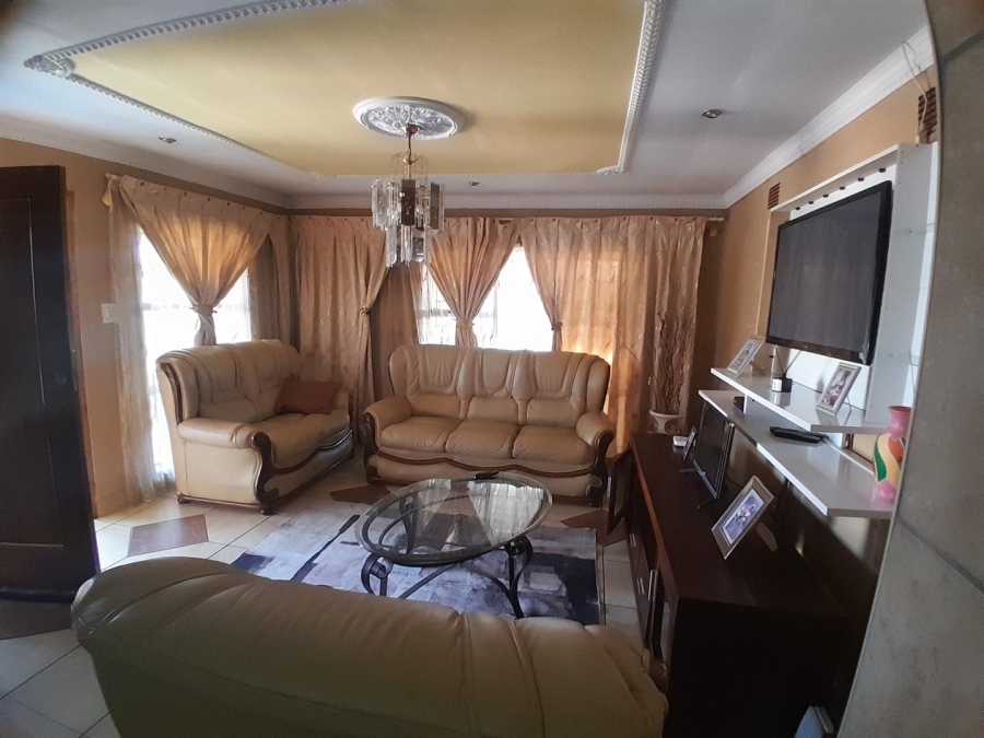 3 Bedroom Property for Sale in Mabopane Unit B Gauteng