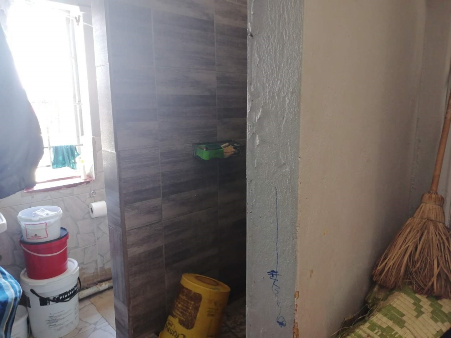 8 Bedroom Property for Sale in Rosettenville Gauteng