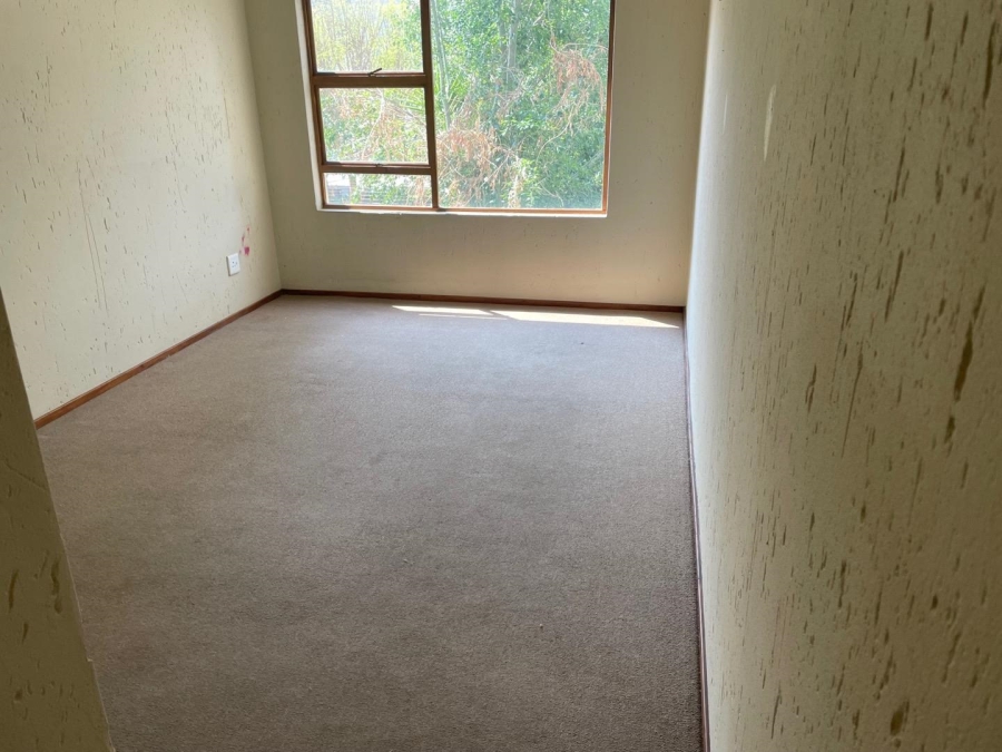 To Let 1 Bedroom Property for Rent in Paulshof Gauteng