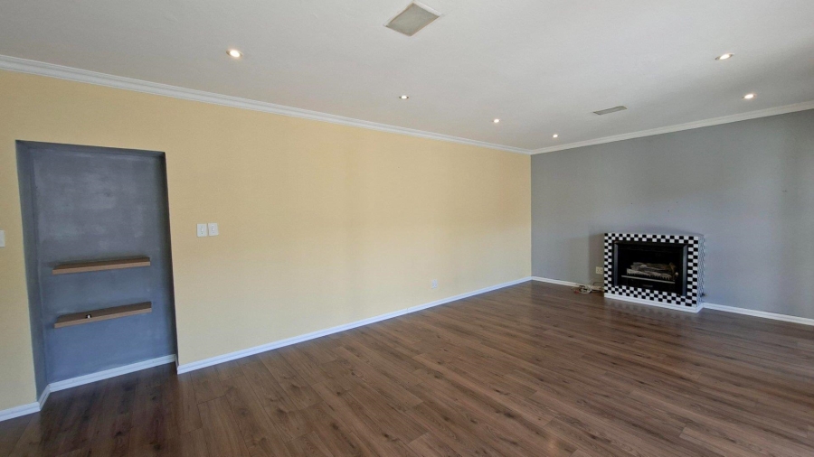To Let 3 Bedroom Property for Rent in Edenburg Gauteng