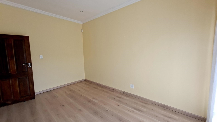 To Let 3 Bedroom Property for Rent in Edenburg Gauteng