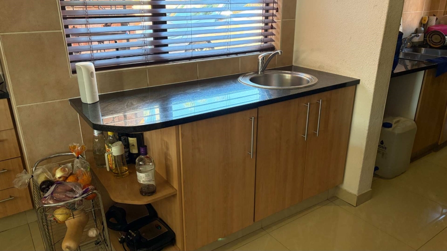 3 Bedroom Property for Sale in Noordhang Gauteng