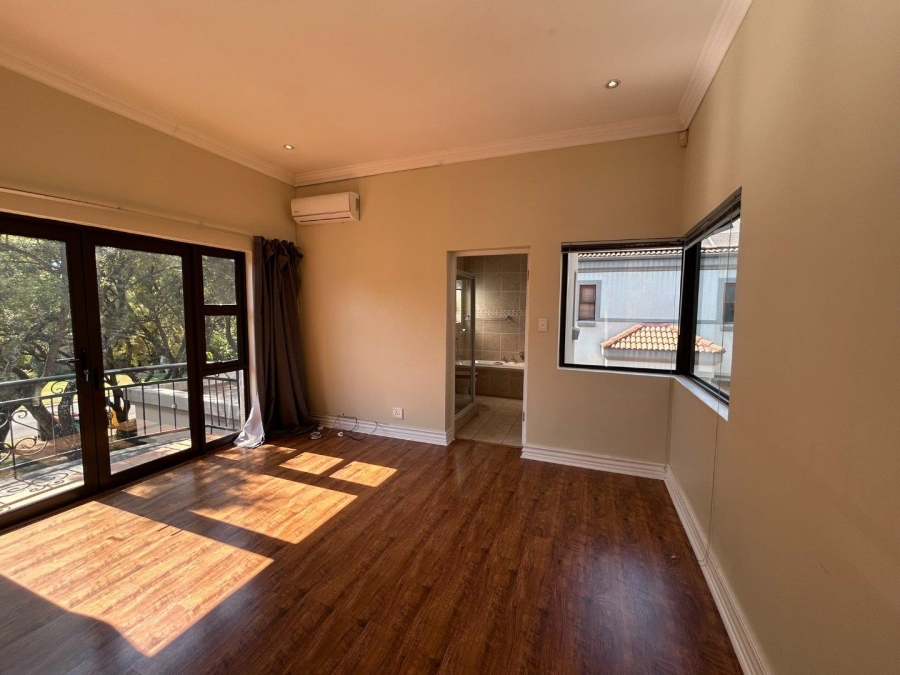 To Let 4 Bedroom Property for Rent in Silver Lakes Golf Estate Gauteng