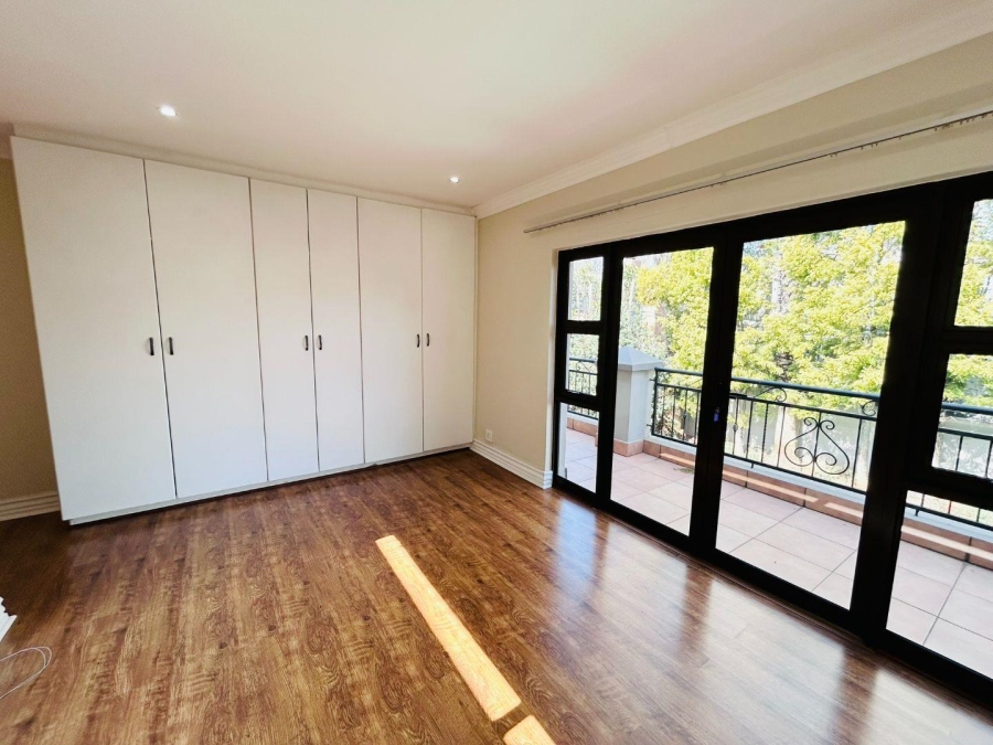 To Let 4 Bedroom Property for Rent in Silver Lakes Golf Estate Gauteng