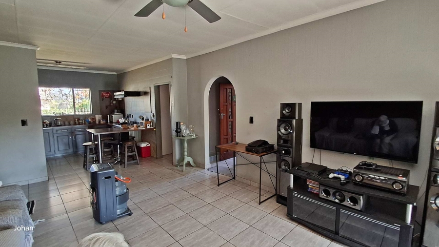 3 Bedroom Property for Sale in Verwoerdpark Gauteng