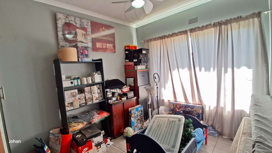 3 Bedroom Property for Sale in Verwoerdpark Gauteng