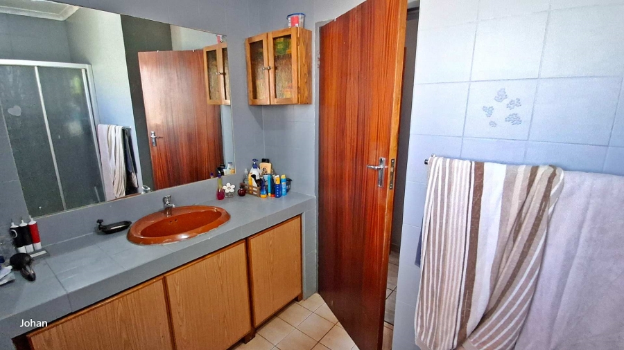 3 Bedroom Property for Sale in Verwoerdpark Gauteng