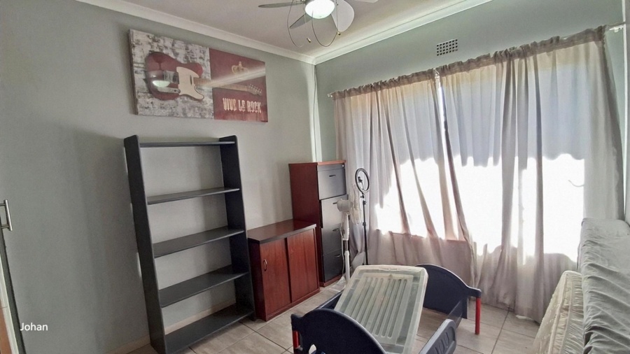 3 Bedroom Property for Sale in Verwoerdpark Gauteng