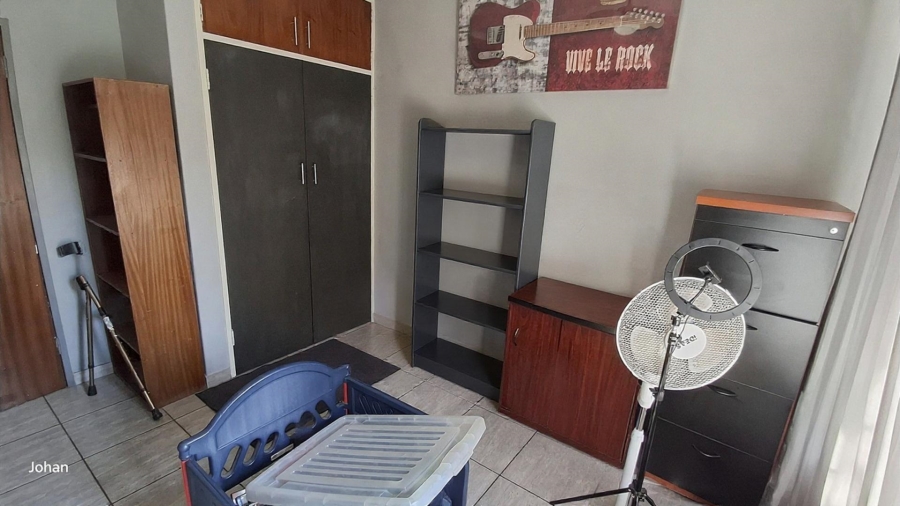 3 Bedroom Property for Sale in Verwoerdpark Gauteng