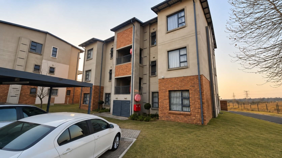 1 Bedroom Property for Sale in Wilgeheuwel Gauteng