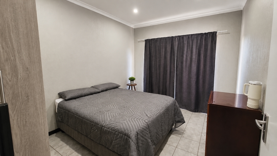 1 Bedroom Property for Sale in Wilgeheuwel Gauteng