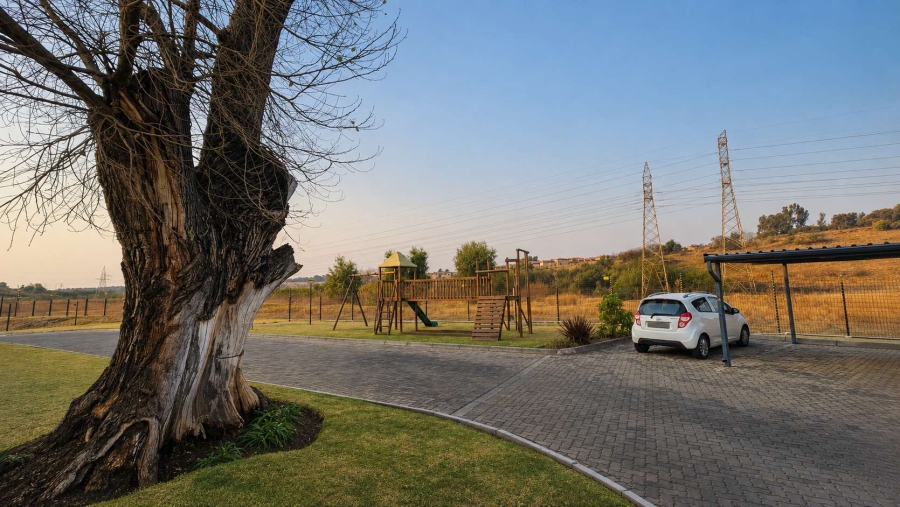 1 Bedroom Property for Sale in Wilgeheuwel Gauteng