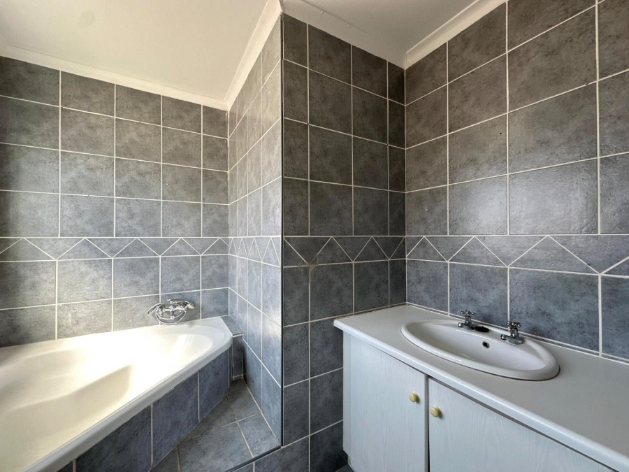 3 Bedroom Property for Sale in Moreleta Park Gauteng