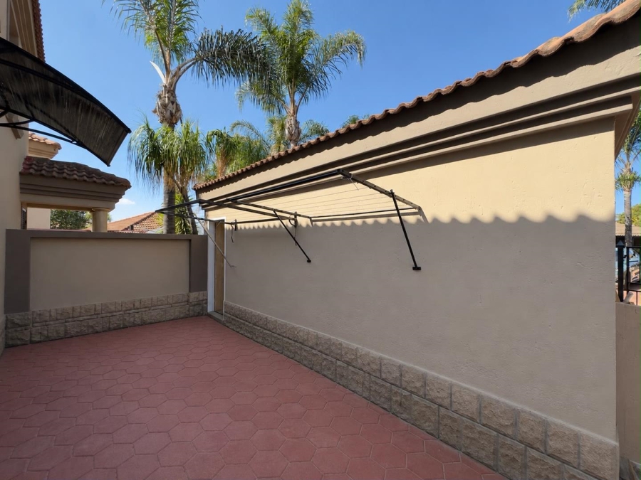 3 Bedroom Property for Sale in Moreleta Park Gauteng