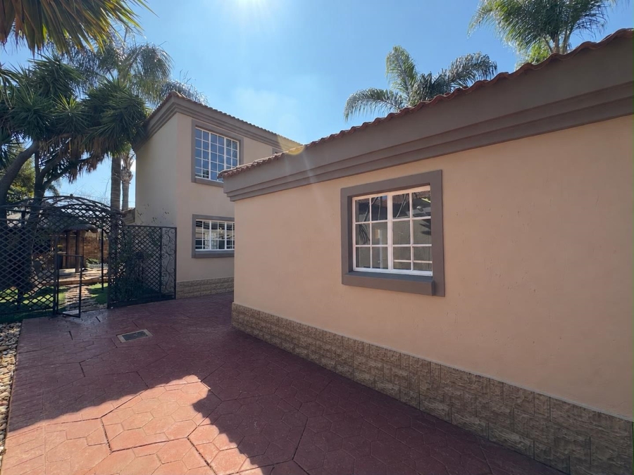 3 Bedroom Property for Sale in Moreleta Park Gauteng