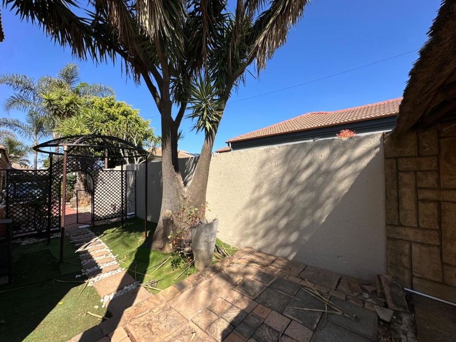 3 Bedroom Property for Sale in Moreleta Park Gauteng