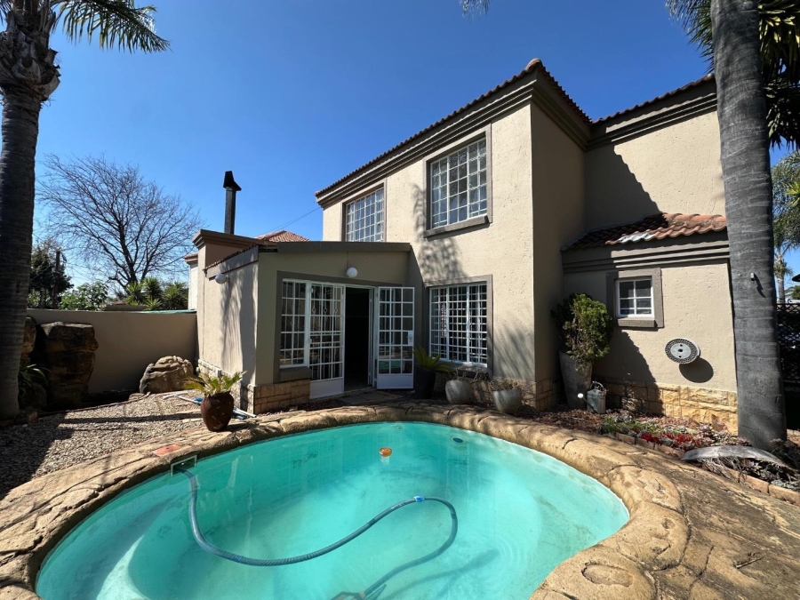 3 Bedroom Property for Sale in Moreleta Park Gauteng