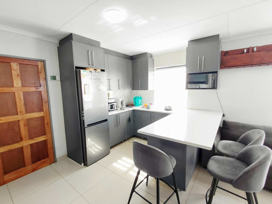 3 Bedroom Property for Sale in Kya Sands Gauteng