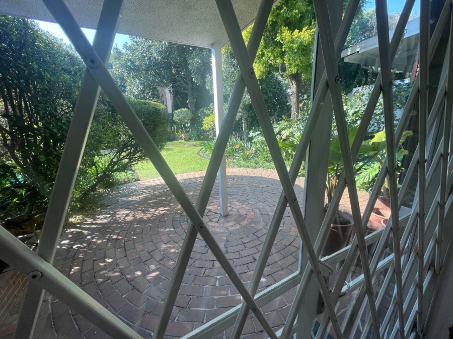 To Let 2 Bedroom Property for Rent in Hyde Park Gauteng