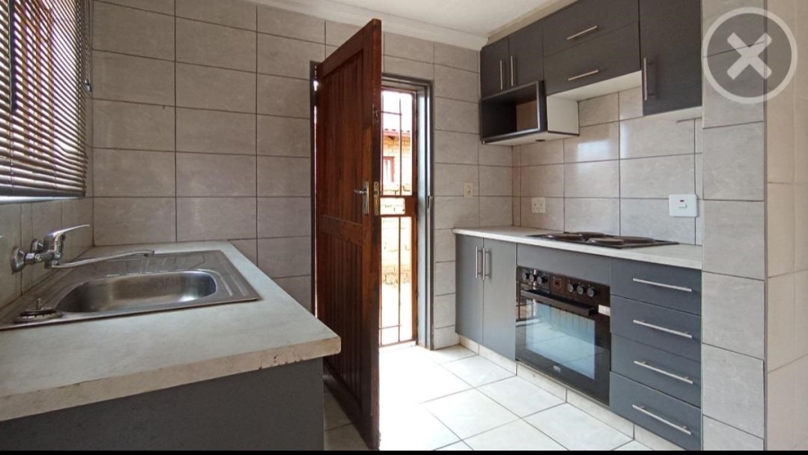 3 Bedroom Property for Sale in Soshanguve VV Gauteng